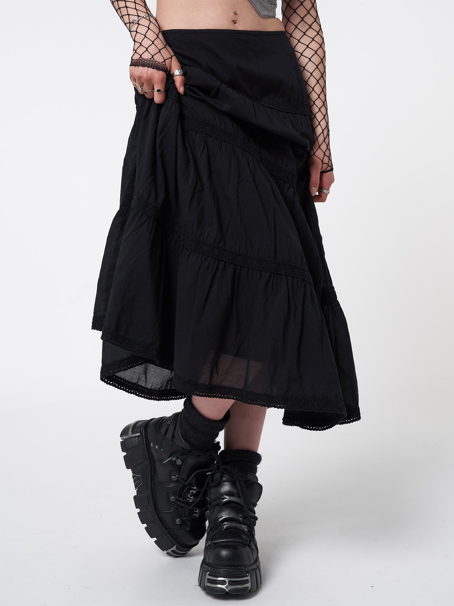 Raven Ruffle Lace Maxi Skirt - Minga EU