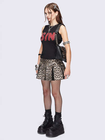 Leopard pleated mini skirt with buckle details and zip up. 
